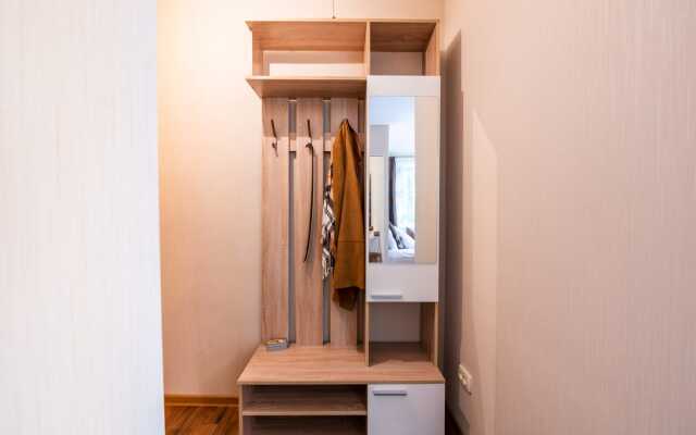 Natali  Apartments U Metro Chertanovskaya ryadom s fytbolnoy shkoloi