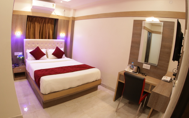 Royal Castle Hotel