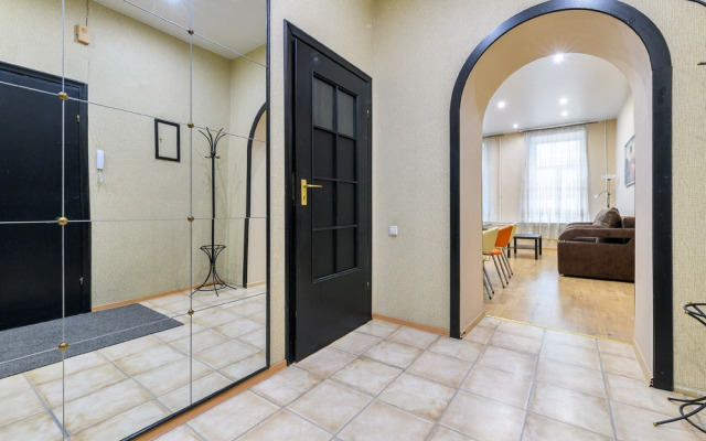 Квартира SpbMain СпбМэйн на ул. Кирочная