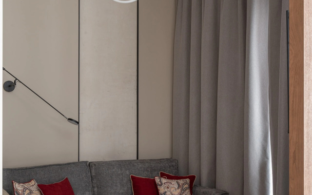 Granat s Basseynom i Mangalnoy Zonoy Villa