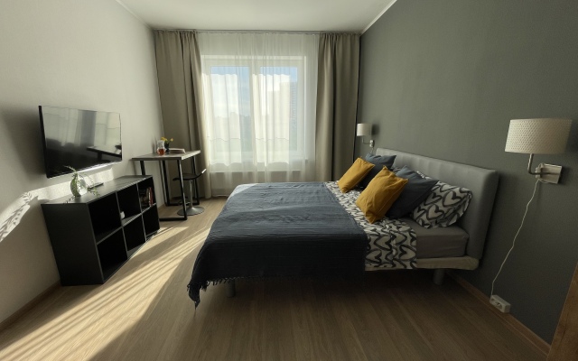 Квартира 1-комнатная 42 кв.м на 9/32 этаже