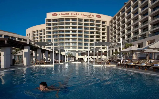 Crowne Plaza Abu Dhabi Yas Island by IHG