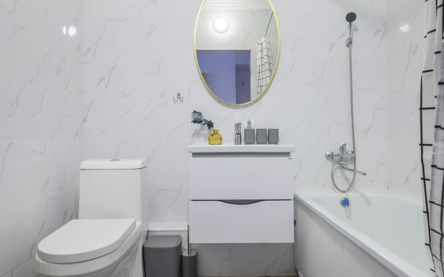 Arbat, Zolotoy Kvadrat, Istoricheskiy Tsentr Almaty Flat