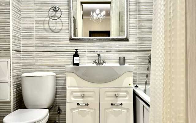 Prostornaya Odnushka Ryadom S Tsentrom Apartment