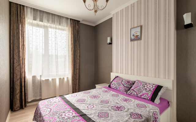 Prostornaya Kvartira v Delovom Tsentre Tbilisi Flat