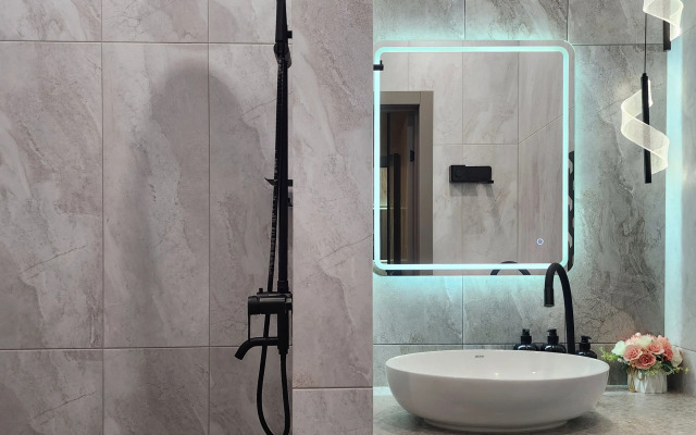 Studiya S Balkonom Apartments