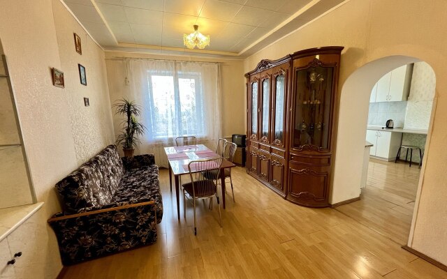 Апартаменты ArendaGrad Коммунистическая 5