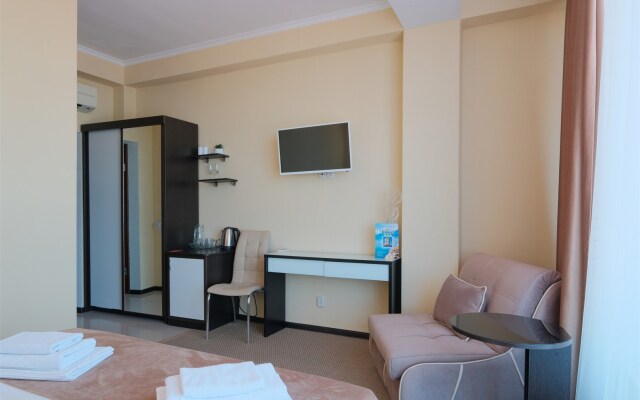 Hotel Kavkaz Sunline