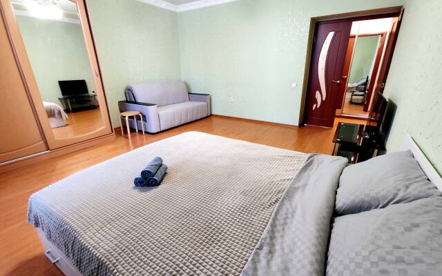 Квартира Просторная 2х Комнатная Рядом с Аквапарком