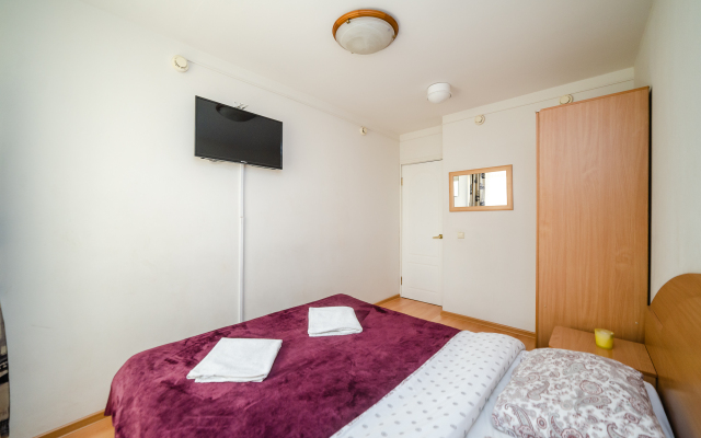 Dokuchaev Pereulok 2 (flat 1004) Apartments