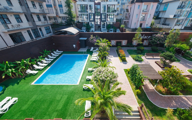Green Palace 4 S Podogrevaemym Basseynom Krugly God Apartment
