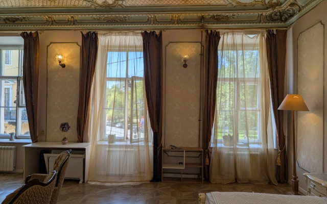 Vershina Zolotogo Treugolnika Sankt-Peterburga Flat