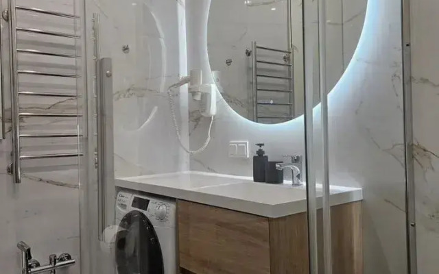 Апартаменты на Набережной 75к4 (610.4)