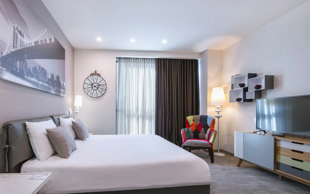 Opera Suite Hotel