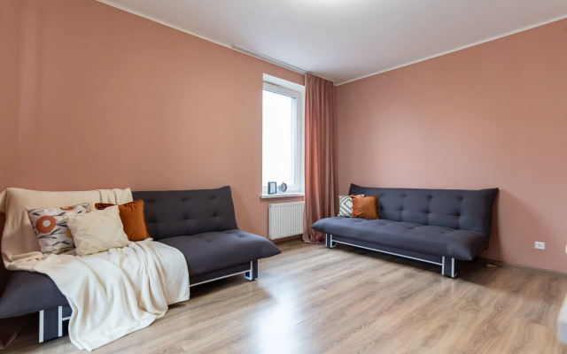 Апартаменты Stepanenkov Двухкомнатные с балконом на Колмогорова 73/4