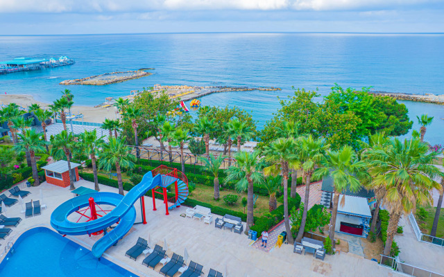 Pyxis Point Hotel - All Inclusive