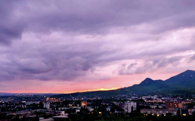 Vidovaya kvartira u podnozhyya Mashuka Flat