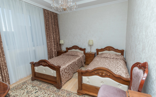 Гостиничный комплекс 777