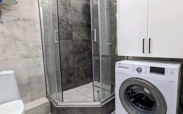 Апартаменты RentHome студия Сапфир на Южном шоссе у ТЦ Амбар