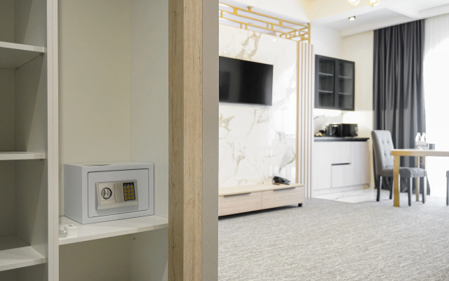 Dynasty Hotel & SPA