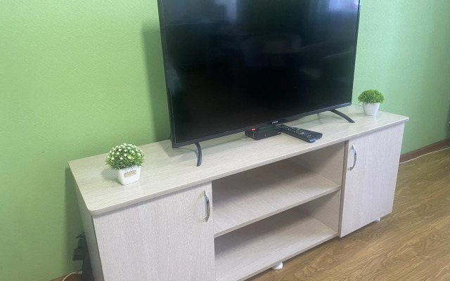 V Tsentre Na Pobede Revolyutsii Flat