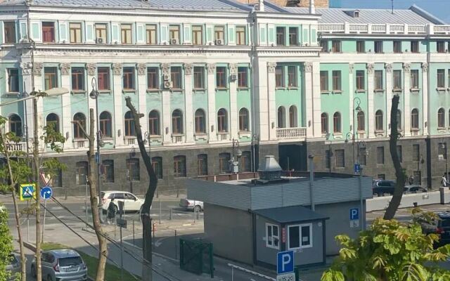 Апартаменты на Пологой Улице 31