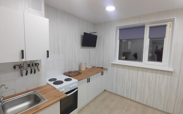 Квартира возле ТРЦ Плазма с лифтом и балконом