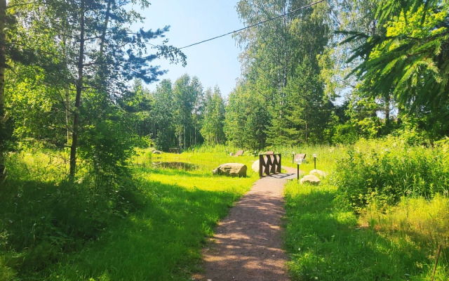 Гостевой дом Домик у леса рядом с Игорой