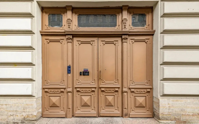 Ленинградская квартира №3 7