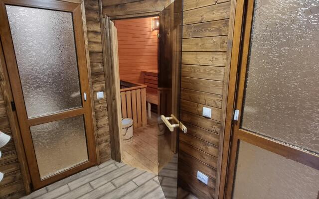 Grinch Hotel Arhiz Guest House