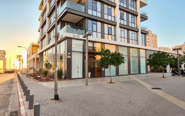 Apt Diamant 2BR Tel Aviv Hayarkon St TL63 Apartments