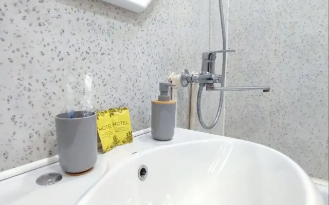 Uyutnaya Svetlaya V Tsentre Flat