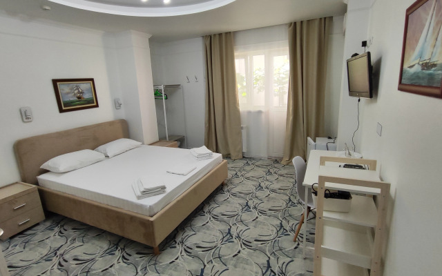 Leto Hotel