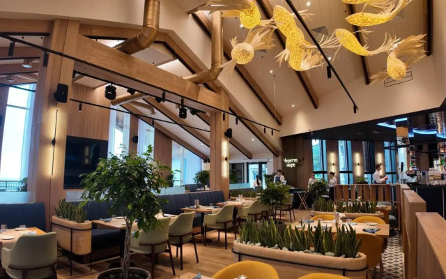 Sunrise Hill Hotel complex