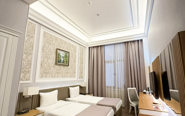 Theatrum  Baku