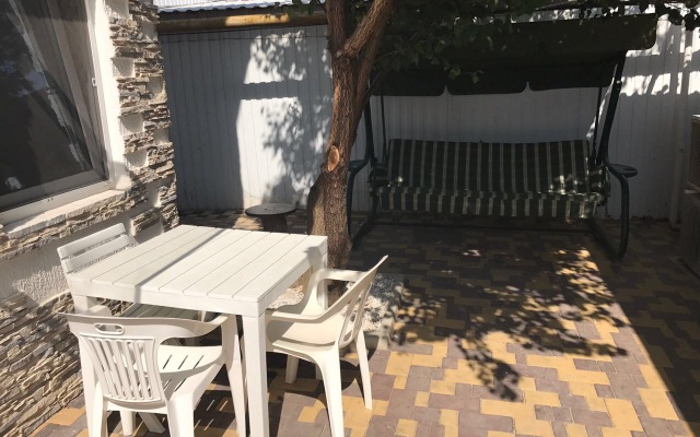 Meri-Tel Guest House