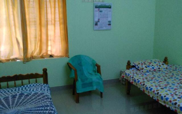 Sreepadmini SS Ayurmadam Guest House