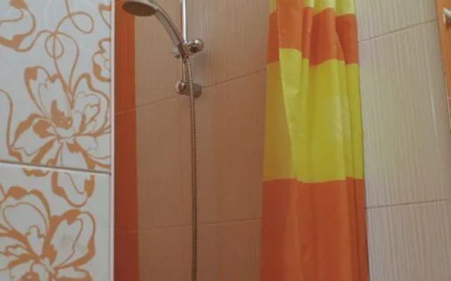 Nomer 1 Na Torfyanoy Ulitse 8/1 Apartments