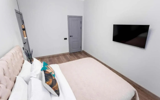 Kvartira Bayhouse na prospekte Abaa 164