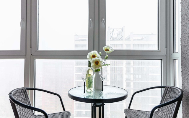 Апартаменты Светлые с Балконом в Минск Мире