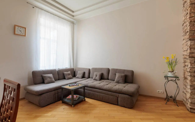 Квартира на набережной Крюкова канала 9