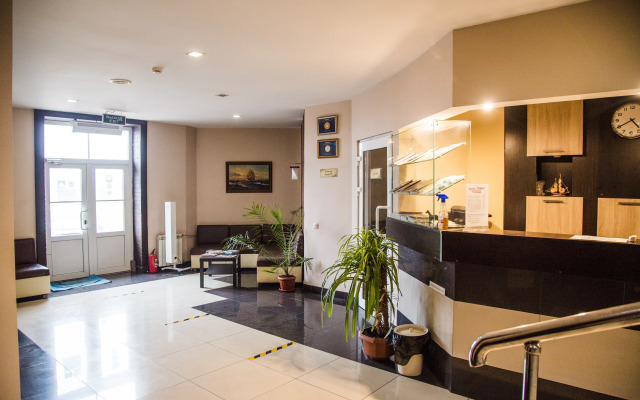 Отель Тройка