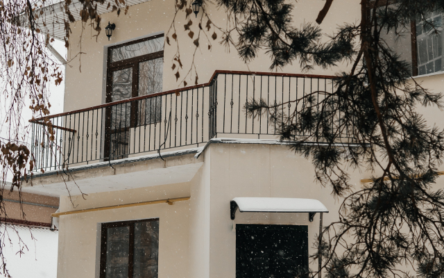 Apart Seasons House Guest House