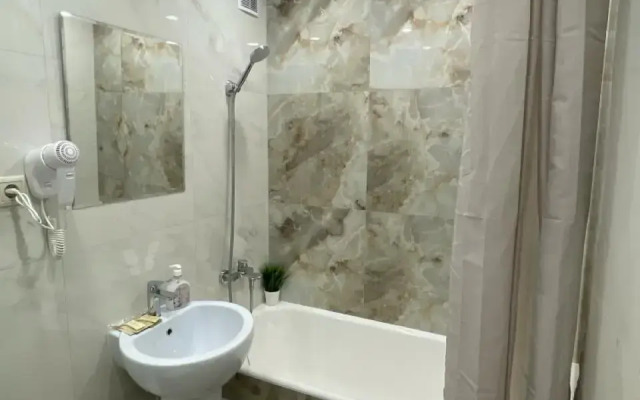 Na Vokzalnoy 1-43 Flat