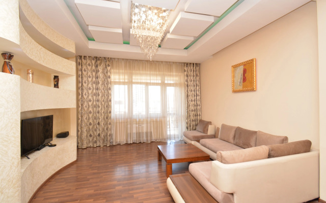 3-Komn. Na Severnom Prospekte, Hh882 Flat