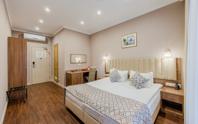 Nevsky Bereg 122 Hotel