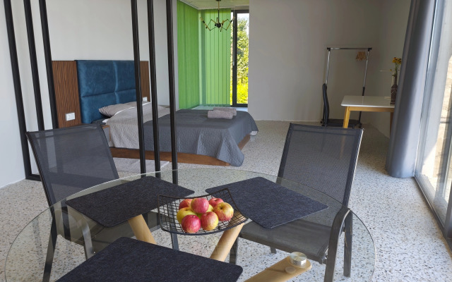 Sionetta Villa Apartments