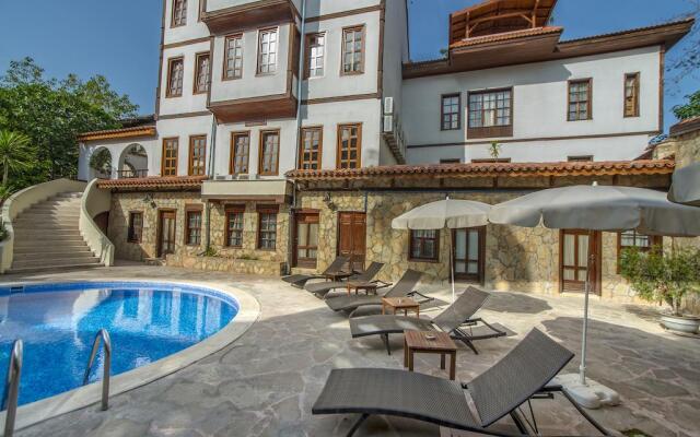 Argos Hotel