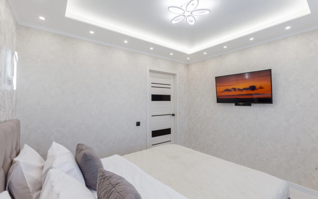 Апартаменты Уютные Апарты RentPlaza 1 с Красивым Видом