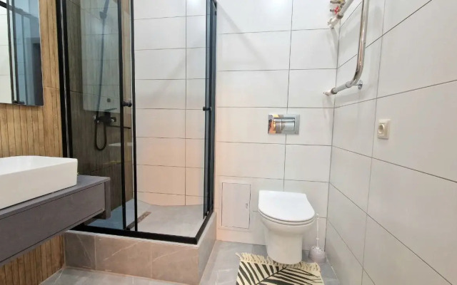 Квартира Просторная двухуровневая студия у подножия Казанского Кремля